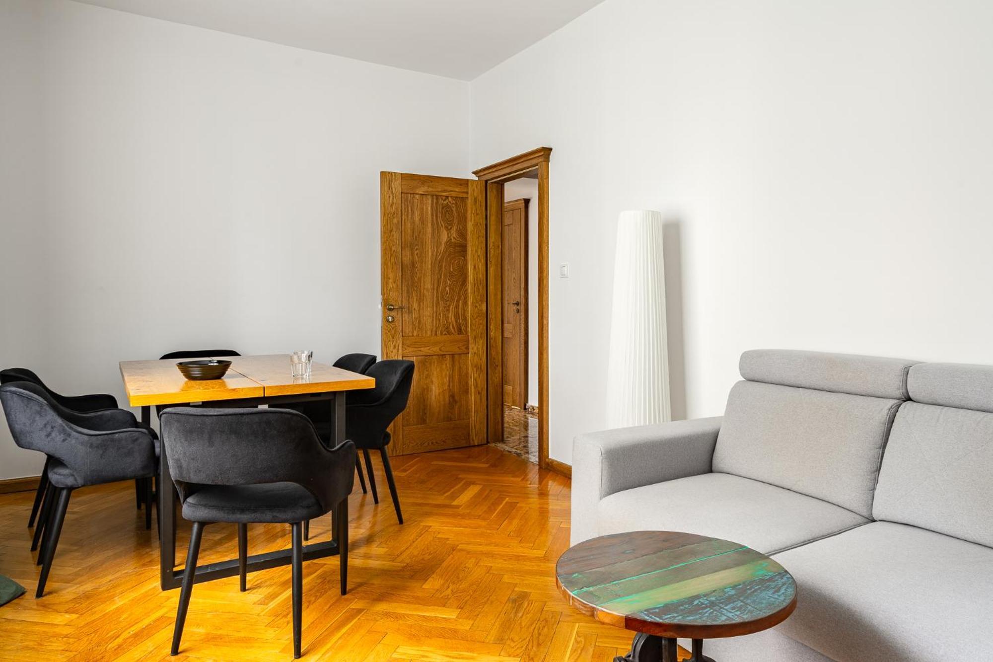 Rentplanet - Apartament Grabiszynska Wroclaw Bagian luar foto