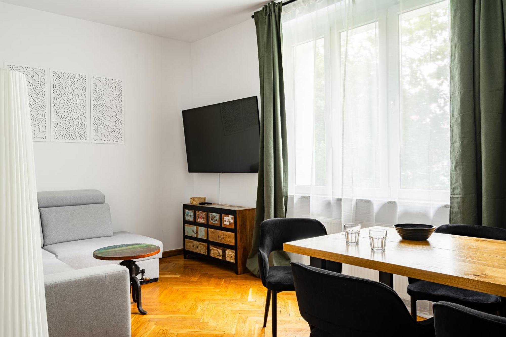 Rentplanet - Apartament Grabiszynska Wroclaw Bagian luar foto